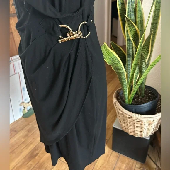 Black Cache Dress - Picture 3 of 3